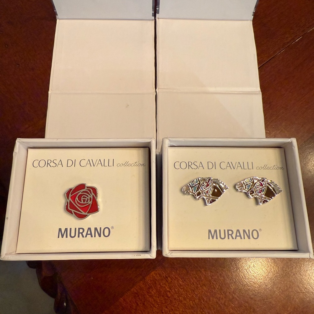 Corsa di Cavalli collection by Murano Rose Lapel Pin and Horse Cufflinks Set